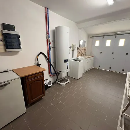 לינה וארוחת בוקר Le Pin Parasol Cote Vendeenne 4*