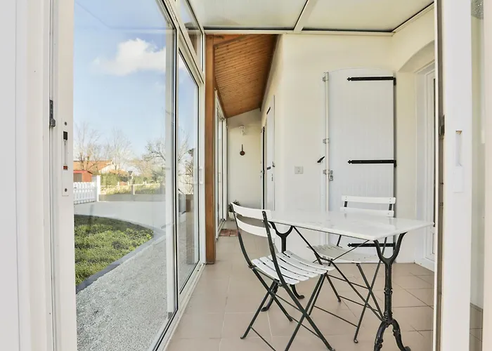 Le Pin Parasol Cote Vendeenne Лонжевиль-сюр-Мер